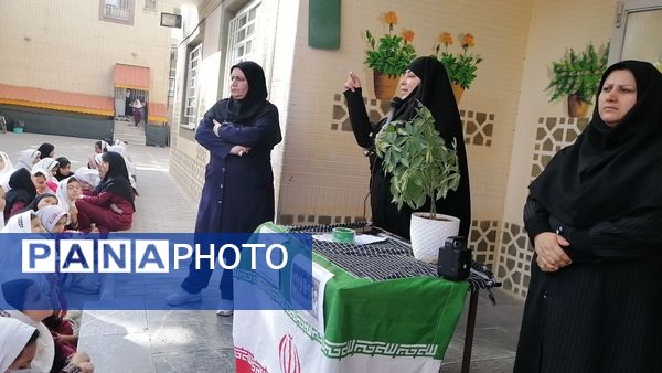  اولین سالگرد شهادت شهید خدمت آیت الله ابراهیم رئیسی در دبستان شطیطه ۲