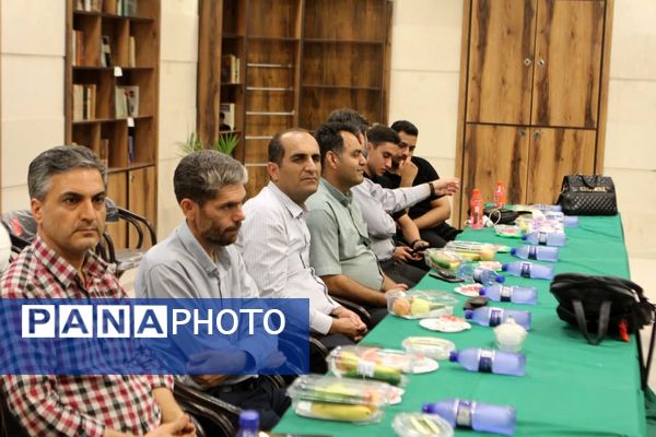 نشست خبری رئیس هیات امنا و مدیر روابط عمومی آستان حضرت سلطانعلی(ع) و اصحاب رسانه