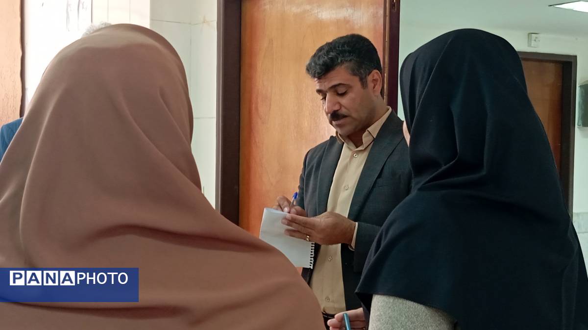 پایش میدانی رئیس اداره فنی و حرفه‌ای استان از هنرستان حضرت زهرا (س) بن