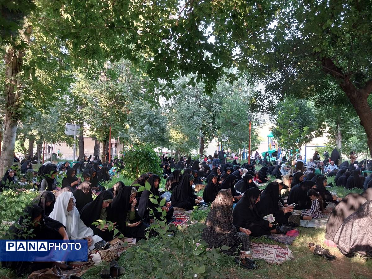 دعای روح بخش عرفه در شهرستان دره شهر 