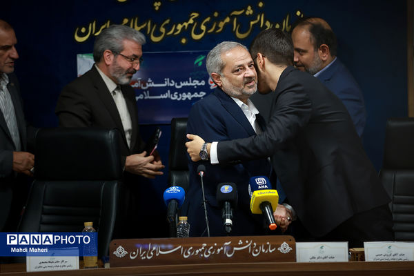 افتتاحیه دوازدهمین دوره مجلس دانش‌آموزی کشور