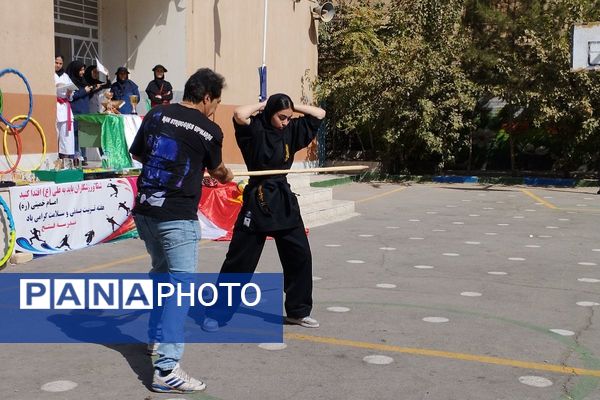 برگزاری المپیاد ورزشی درون‌مدرسه‌ای در مدرسه یاس‌نبی،فتح در بهارستان‌دو