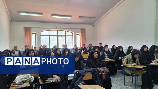 همایش اجرایی‌سازی سند منشور اقامه نماز در استان البرز