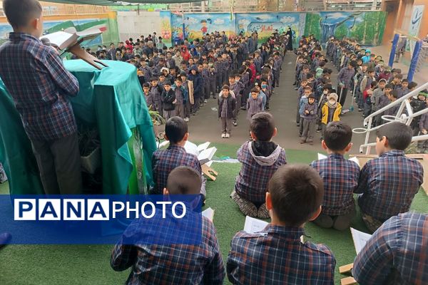 لحظه‌های نورانی با قرآن در دبستان علامه طباطبایی (ره)