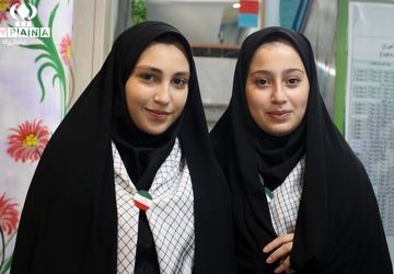 طلوع دانایی در نخستین روز مدرسه در دبیرستان معراج اردبیل