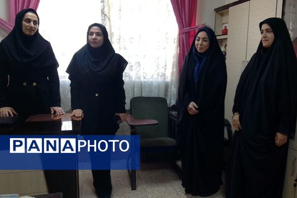 انتخابات  همیار مشاور در مدرسه نشاط بهارستان دو