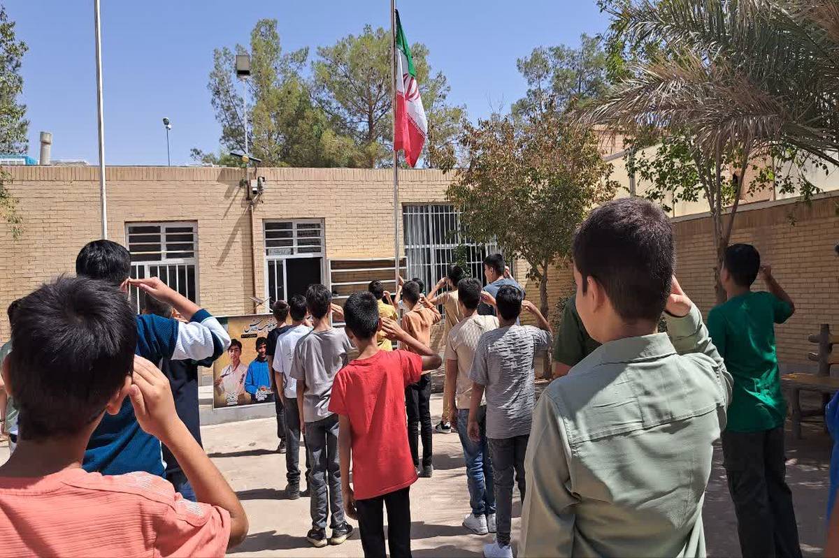 سلامی نظامی به وقت جوانههای اشکذری