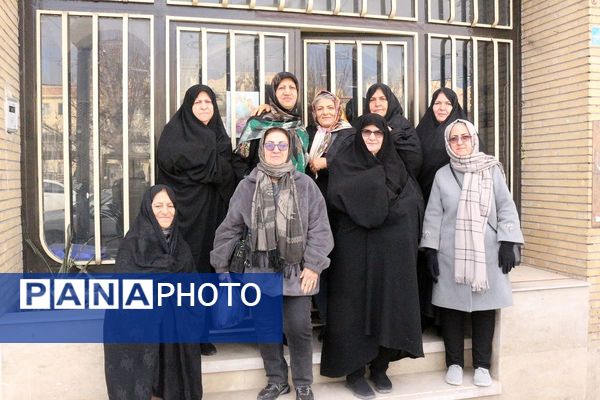 تقدیر از بازنشستگان آموزش‌و‌پرورش فیروزکوه 