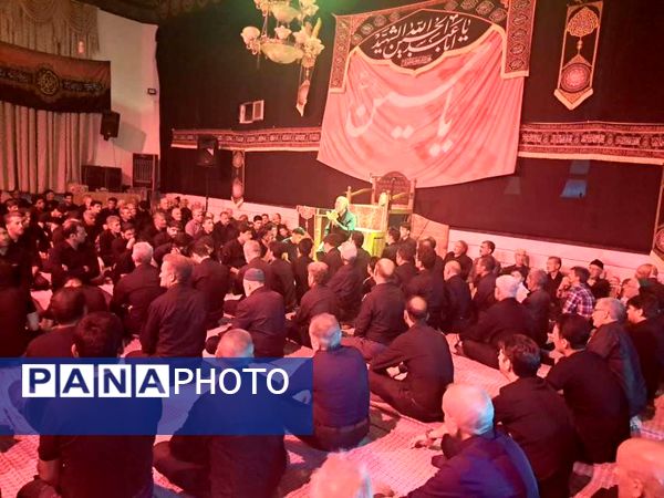 مراسم عزاداری شب هفتم ماه محرم در روستای نقاب شهرستان خلیل آباد