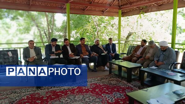نشست هم‌اندیشی معاونان پرورشی و تربیت‌بدنی استان کهگیلویه و بویراحمد