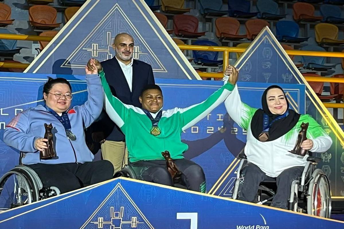 مدال برنز جهان بر گردن نیکو روزبهانی