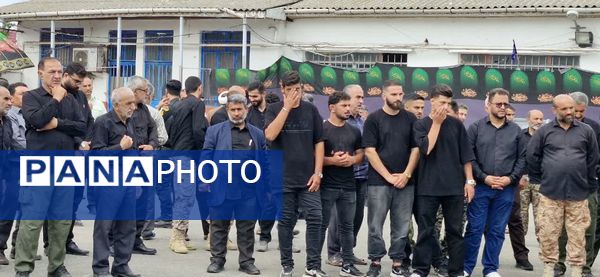 دسته‌روی بسیجیان عزادار حسینی در محمودآباد