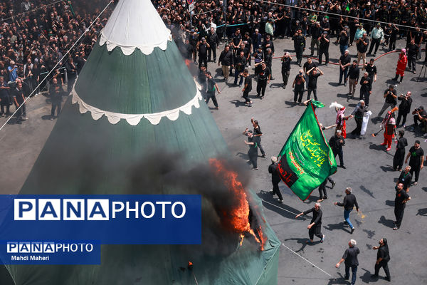 خیمه‌سوزان ظهر عاشورا در چهارراه گلوبندک تهران