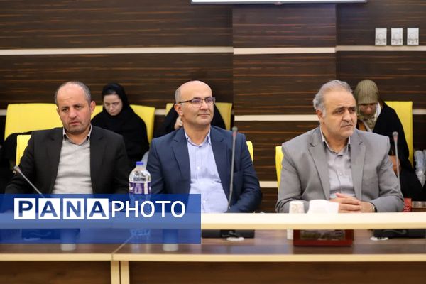 گردهمایی مجامع خیرین مدرسه‌ساز آذربایجان شرقی