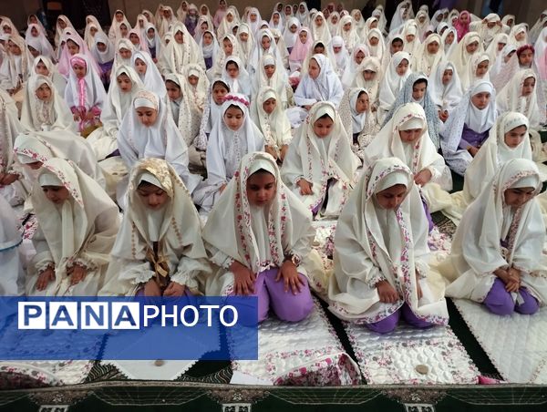 جشن عبادت و بندگی دانش‌آموزان دبستان پیامبر اعظم(ص) شهرستان ملارد 