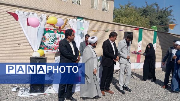 جشن روز مادر و ولادت حضرت زهرا(س) در مدرسه ام‌البنین