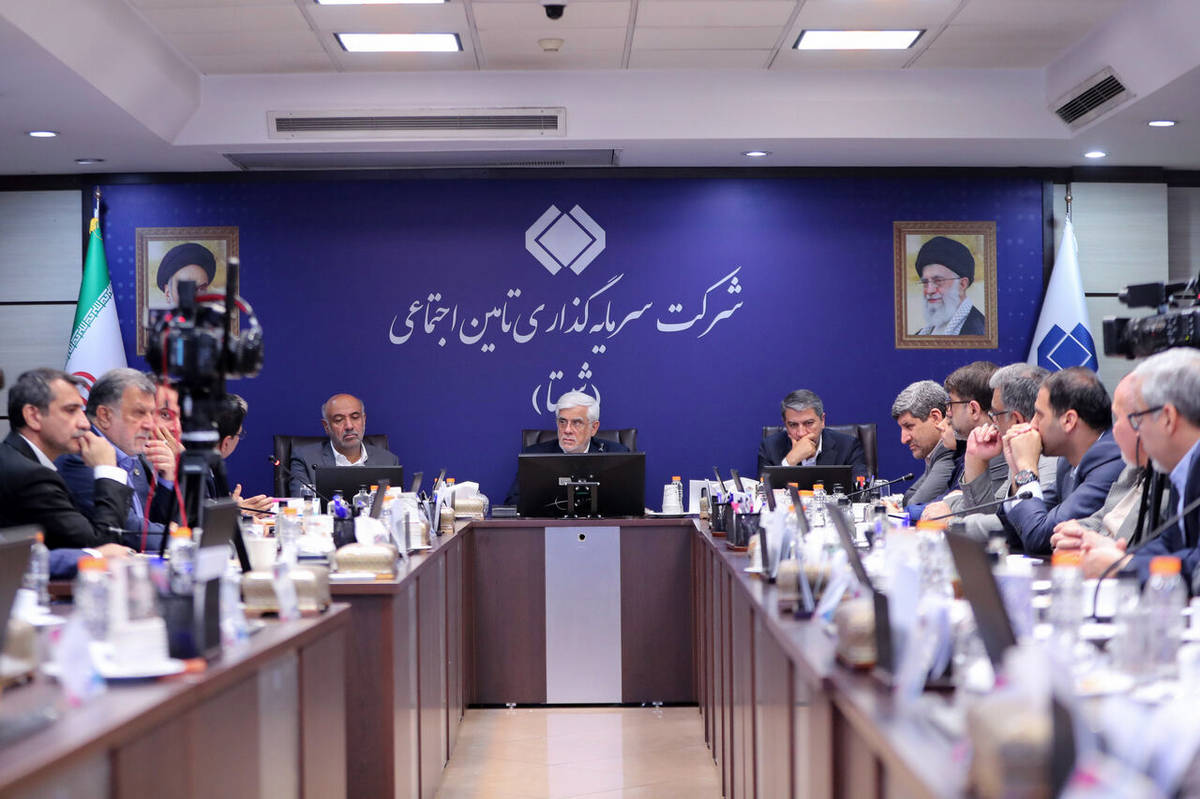 عارف: آسیب‌پذیری کشور از بی توجهی به شایسته‌سالاری است/ آغاز اصلاحات ساختاری در اقتصاد