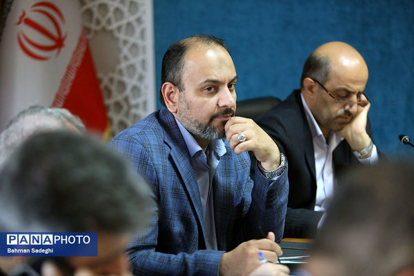 دومین جلسه هم‌اندیشی وزیر آموزش و پرورش با منتخبی از مدیران مدارس