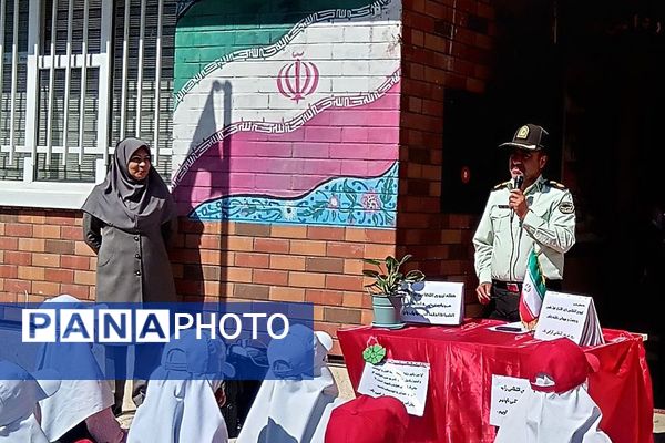 مراسم گرامیداشت هفته نیروی انتظامی در مدارس شهرستان فیروزکوه