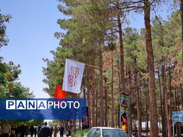 مواکب فرهنگی و پذیرایی در روز اربعین در امامزاده محروق و ابراهیم نیشابور 