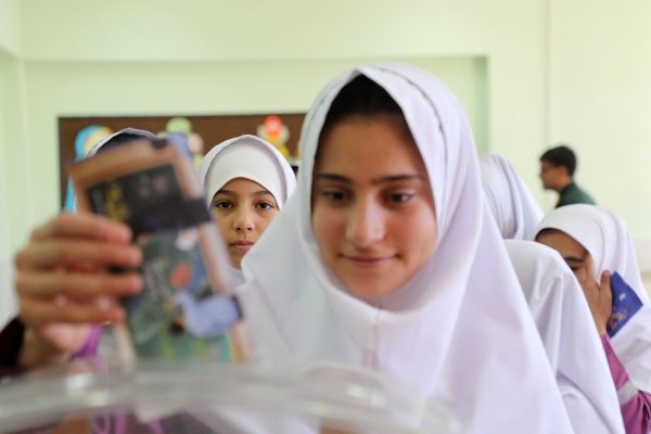 جشن عاطفه‌ها، فرصتی برای مرور درس مهرورزی و همدلی