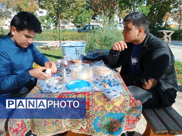 برگزای اردوی تفریحی دبیرستان رجایی یک به‌مناسبت هفته بسیج 