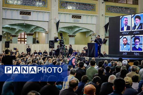 بزرگداشت شهدای خدمت در مصلای اعظم امام خمینی(ره) تبریز 