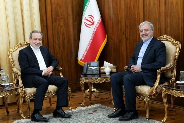دیدار سفیر ایران در عربستان سعودی با عراقچی
