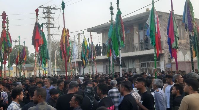 آئین سنتی علم‌‌‌گردانی با قدمت ۴۰۰ ساله در میناب
