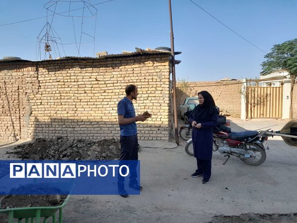 فرآیند چاله‌گیری کوچه دبیرستان مادر مهربان نقاب شهرستان خلیل آباد