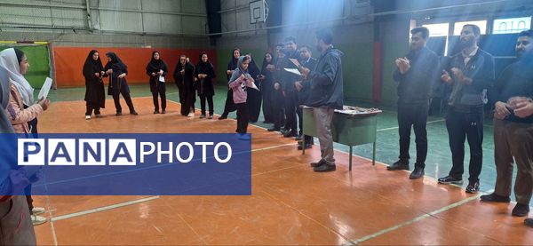 مسابقات هندبال مدارس ابتدایی در زاوه