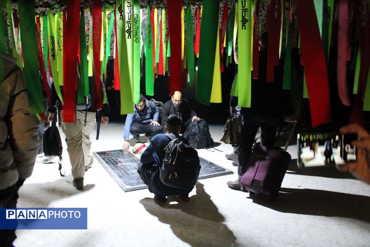 درس‌های راهیان نور برای اصحاب قلم: از ایثار دیروز تا روشن‌گری امروز