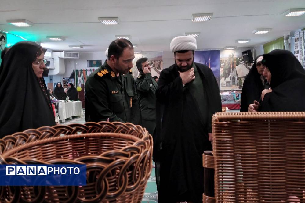 برگزاری جشنواره نمایشگاه اسوه پایگاه بسیج خواهران حضرت زینب(ع)