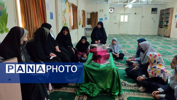 تکریم همسران و دختران شاهد جامعه هدف دبستان شاهد حاج تقی آقا بزرگ مشهد