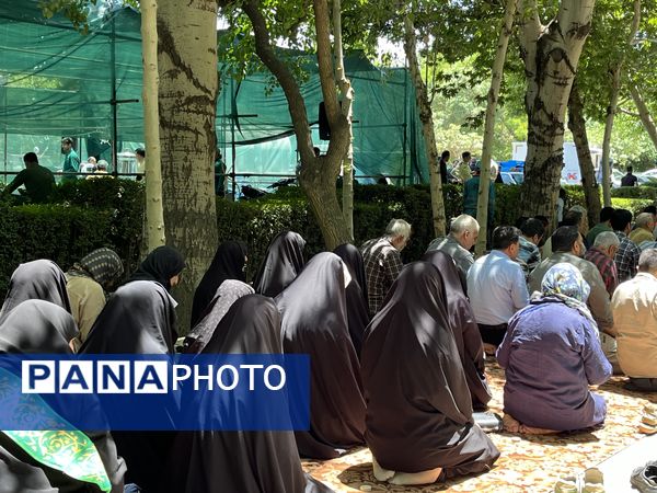 سفره غذای ۴۰ هزار نفری عید غدیر در مشهد برپا شد