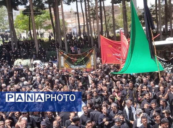 عزاداری عاشورای حسینی در میدان قتلگاه بیرجند 