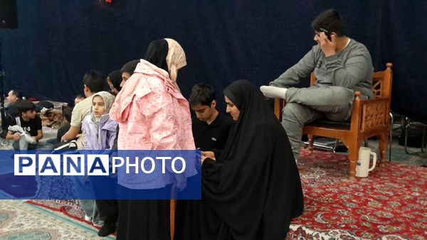 معتکفین با خانواده های خود دیدار کردند 