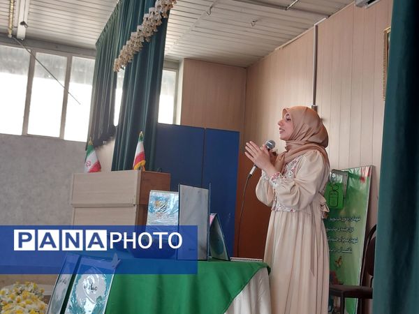 جشن ولادت امام حسن عسکری(ع) در دبیرستان شاهد شهید کلانتری ناحیه 1 کرج 