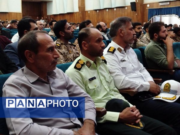 آیین تجلیل از کمیته های اجرایی دومین کنگره ملی شهید مدرس (ره) و ۱۲۲۲ شهید منطقه ترشیز کهن