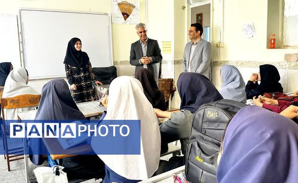 بازدید مدیر آموزش و پرورش کاشمر از مدارس این شهر
