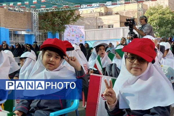 جشن غنچه ها،آغاز سفر پیش دبستانی های کوچک در مسیر علم و دانش