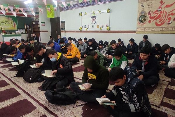 سه‌شنبه‌های مهدوی در دبیرستان سیداحمد خمینی کهریزک 