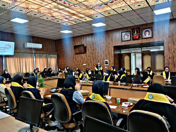 مجمع انتخابات شورای دانش‌آموزی ناحیه۴ اصفهان با حضور نمایندگان مدارس برگزار شد