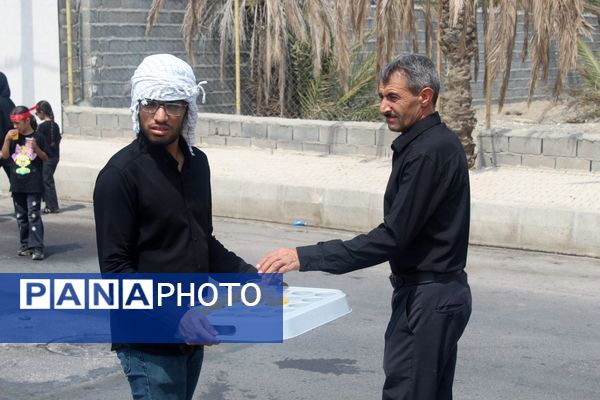 موکب پذیرایی مدافعان حریم ولایت در حاجی‌‌‌آباد