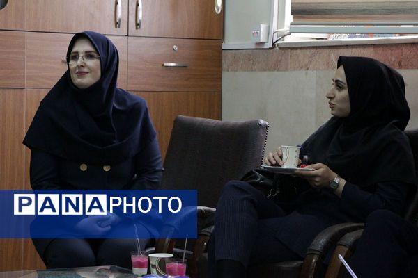 جشنواره هفته مشاغل در هنرستان تقوی پیشگان بهارستان۲