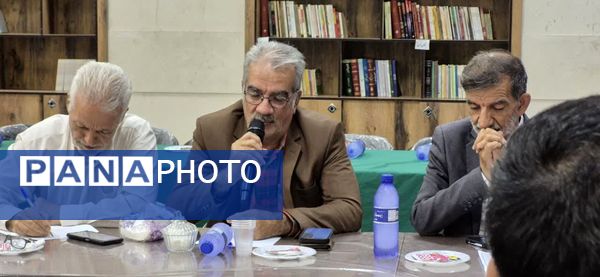 نشست خبری رئیس هیات امنا و مدیر روابط عمومی آستان حضرت سلطانعلی(ع) و اصحاب رسانه