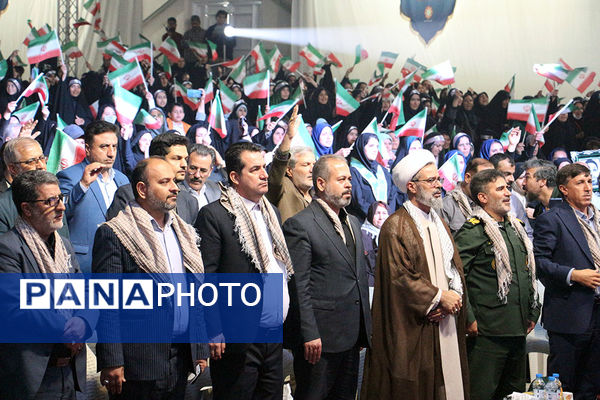 حضور معاون پرورشی و فرهنگی وزیر آموزش و پرورش در آیین اعزام دانشآموزان به راهیان نور