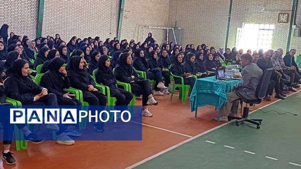 همایش مشاوره و برنامه‌ریزی موفقیت کنکور در دبیرستان دارالفنون
