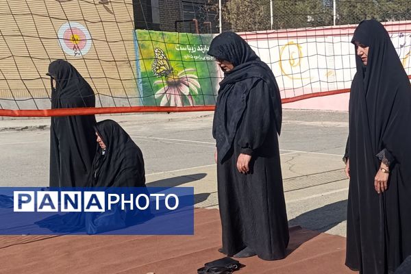 برپایی نمایشگاه "مادرم فاطمه" در دبیرستان مهر نیشابور