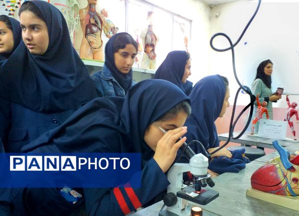 برگزاری جلسه انجمن‌ دانش‌آموزی در پژوهش‌سرای بوعلی سینا شهرستان ملارد